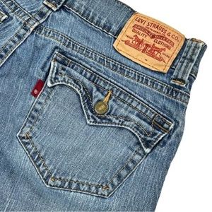 LEVI’S | Women’s Low Rise Flare Denim Jeans
